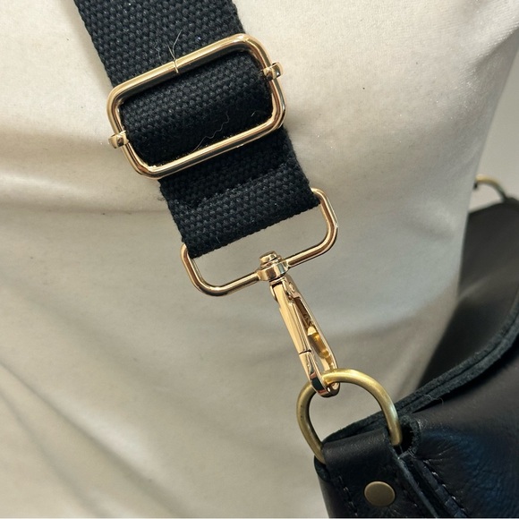 Portland Leather Goods Koala Large Sling Bag Sleek Black Crossbody Custom Strap - Picture 4 of 11